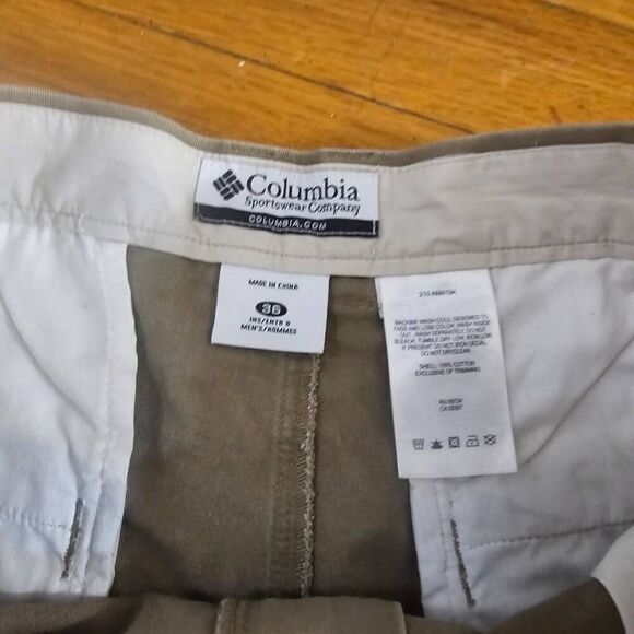 Columbia Omni Shade Shorts Beige  Men’s 36 Inseam 8” - Picture 5 of 7
